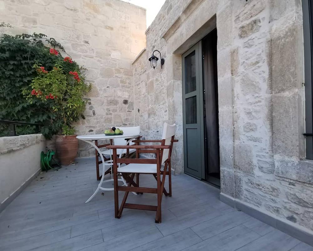 a-romantic-house-of-two-15